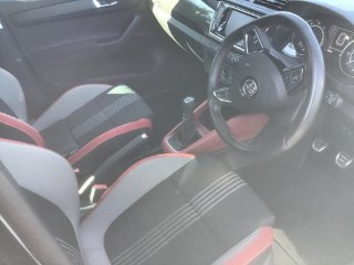 /photos/11825/283fa223-fa65-46b2-9e01-2b0657401de5_i320x240.jpg